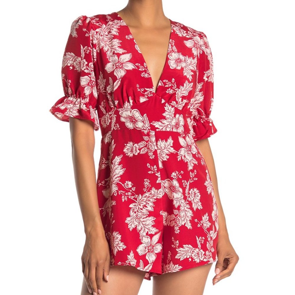 Lush red short-sleeved floral romper, excellent condition, size Small